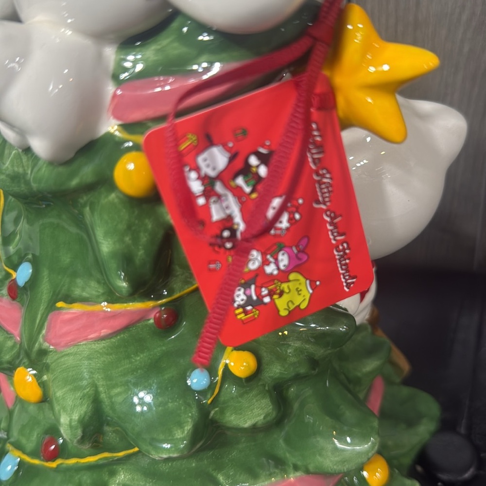 Blue Sky Clayworks Hello Kitty & Friends Decorating A Christmas Tree Figurine - Picture 7 of 10